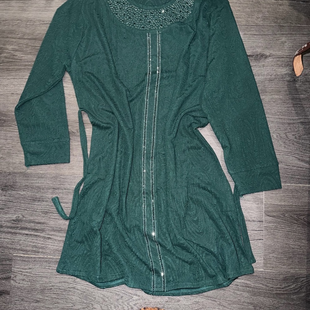 Green Long Sleeve Tunic Top